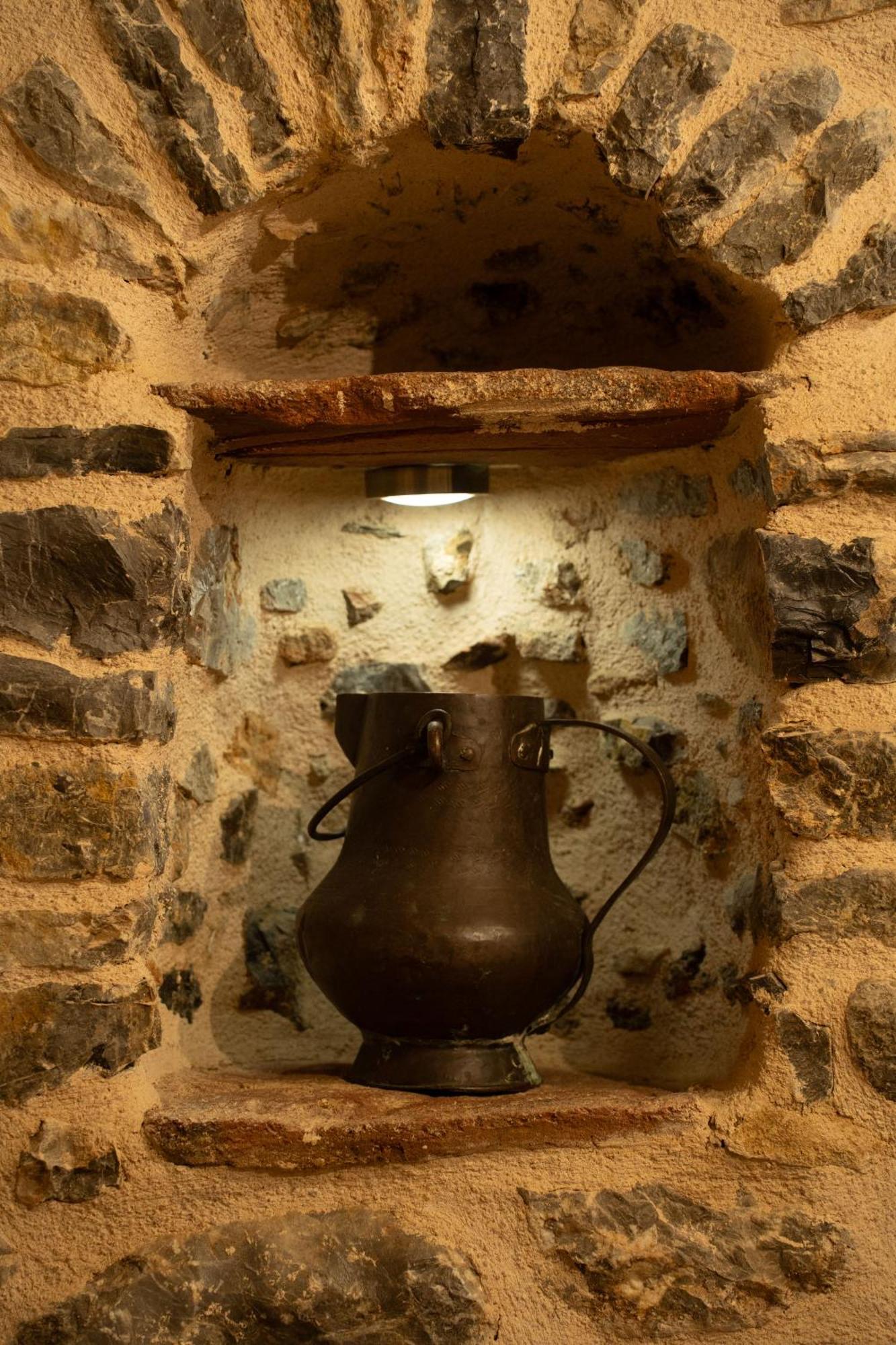 Byzantine Home In The Castle Mesta Exterior photo