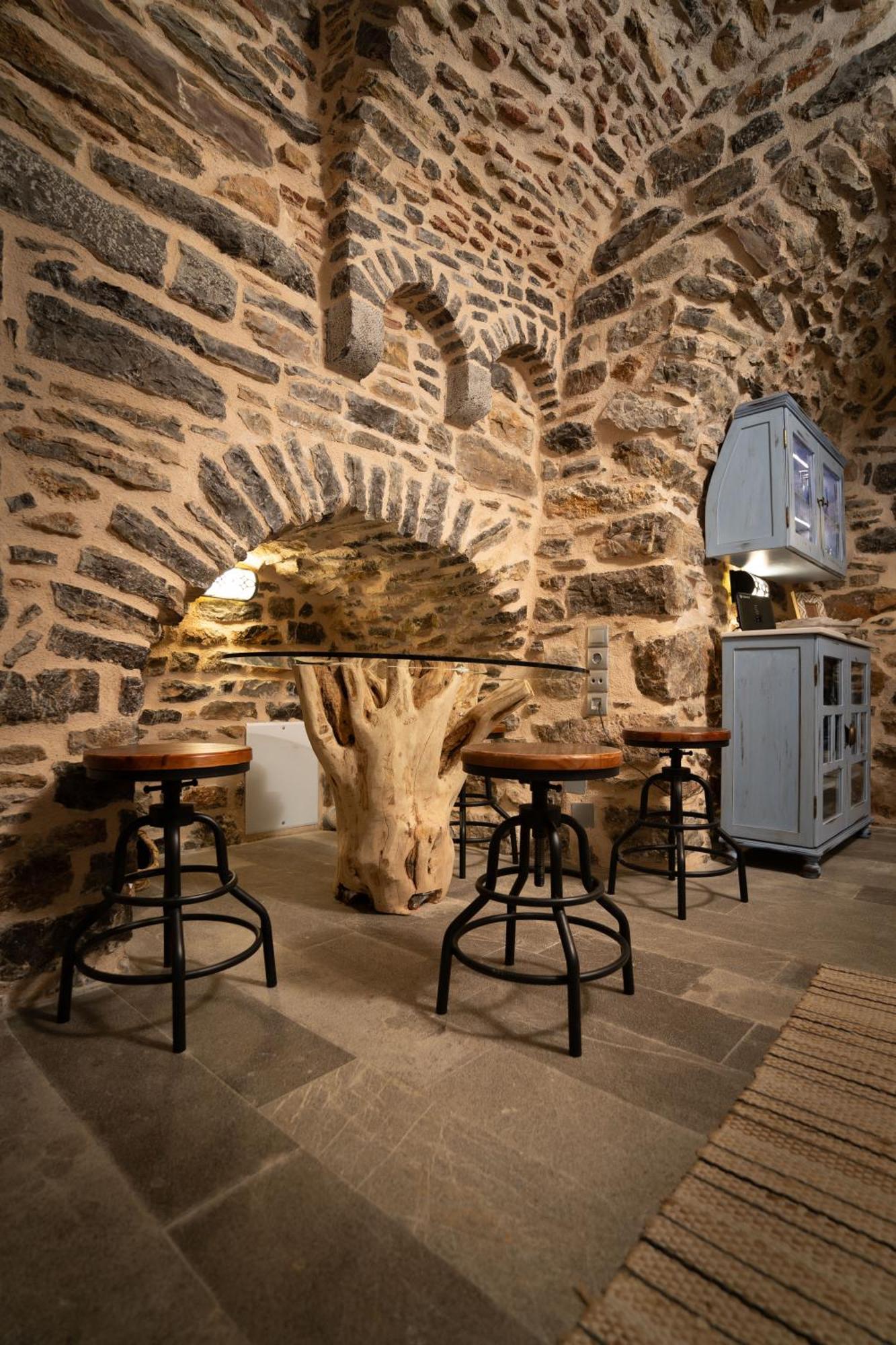 Byzantine Home In The Castle Mesta Exterior photo