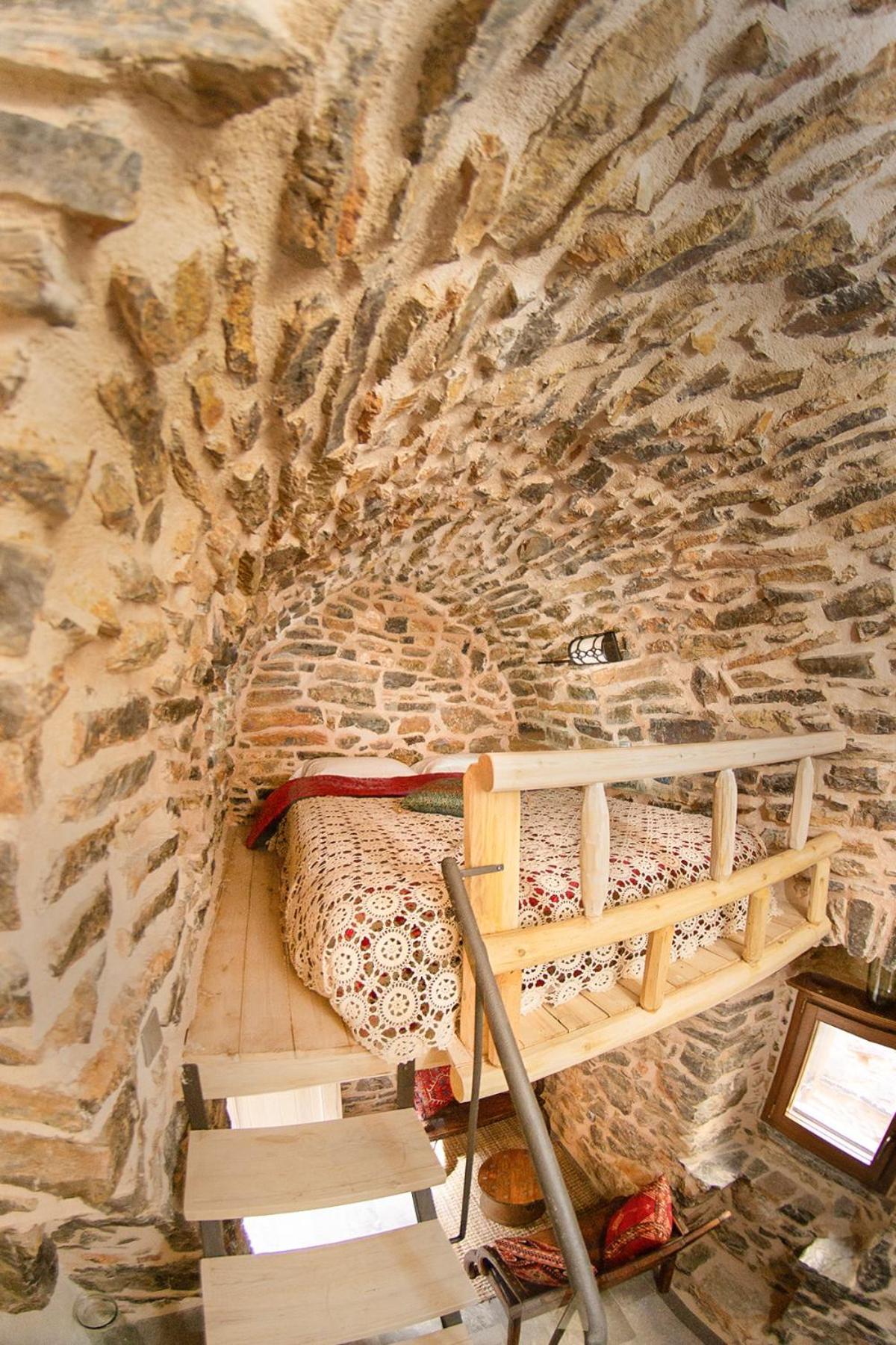 Byzantine Home In The Castle Mesta Exterior photo
